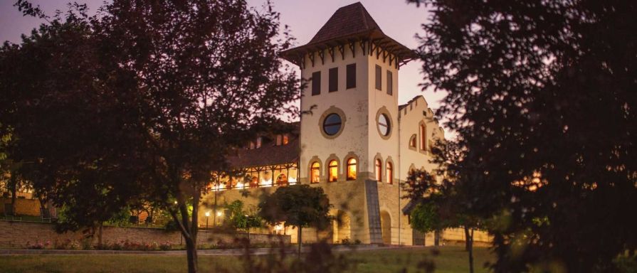 Călătorie din Chișinău la Paris cu avionul